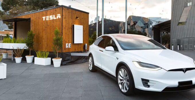 tiny house tesla 1